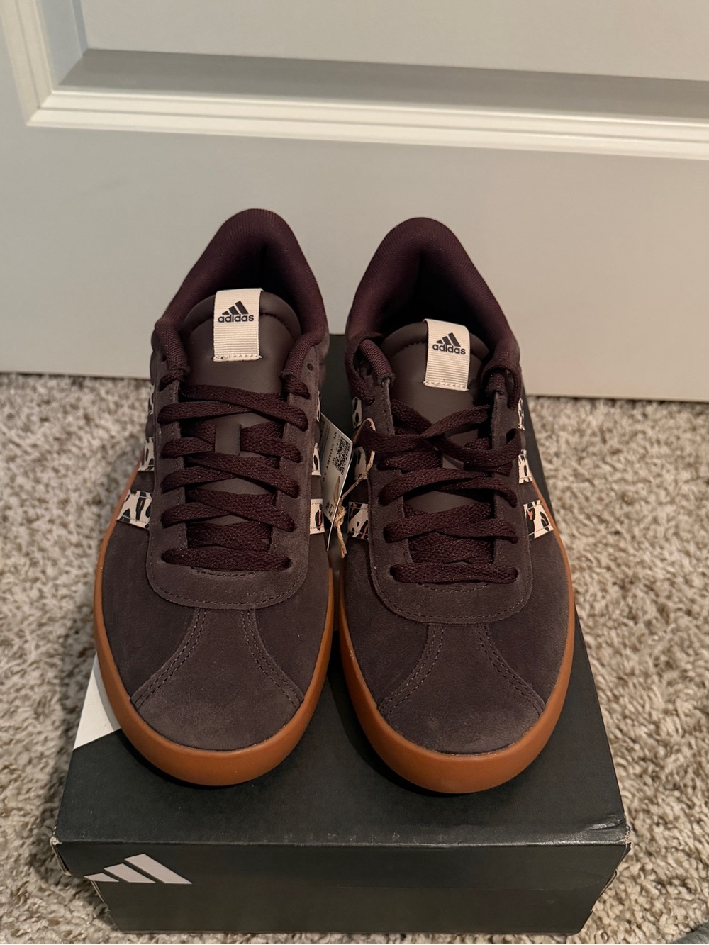 adidas Men’s Chocolate Brown Suede Sneakers with Leopard Stripes - Picture 4 of 8